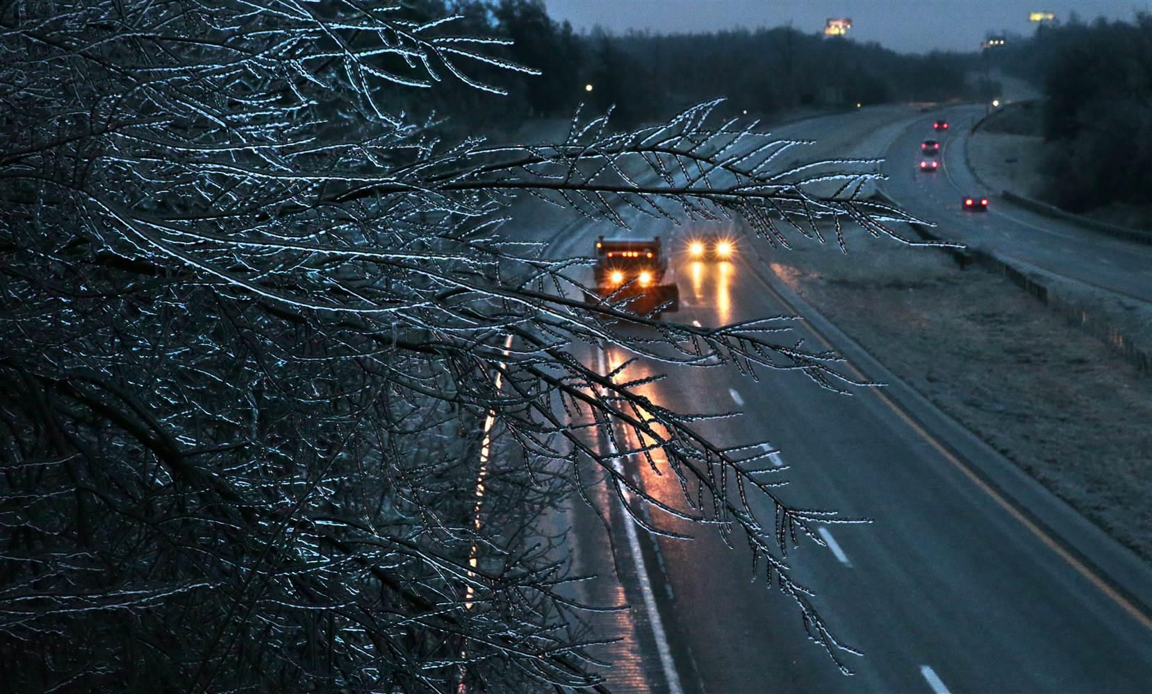 Tormenta invernal deja 6 muertos en Kansas y Missouri