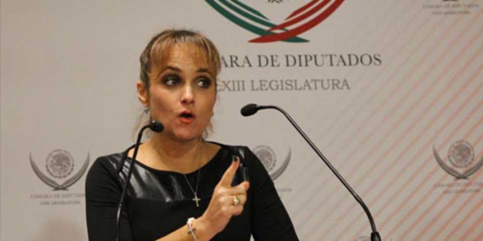Video: diputada dice que su sueldo ‘no le alcanza’