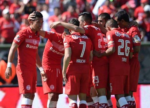 Toluca se despide del "Chivo" Córdoba con goleada - toluca-atlas