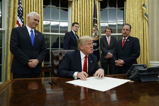Trump firmará órdenes ejecutivas para cancelar el TPP y renegociar el TLC