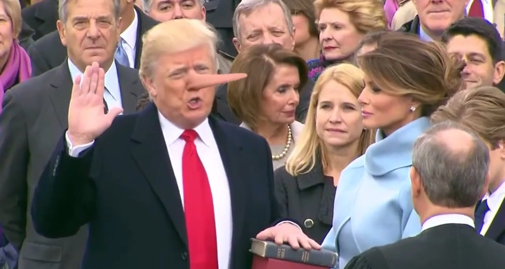 Crece la nariz de Trump al decir su juramento Crece la nariz de Trump al decir su juramento