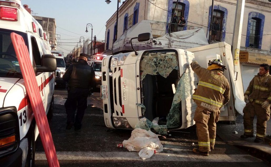 Choque deja tres lesionados en el Centro Histórico