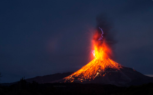 Nueva explosión del Volcán de Colima
