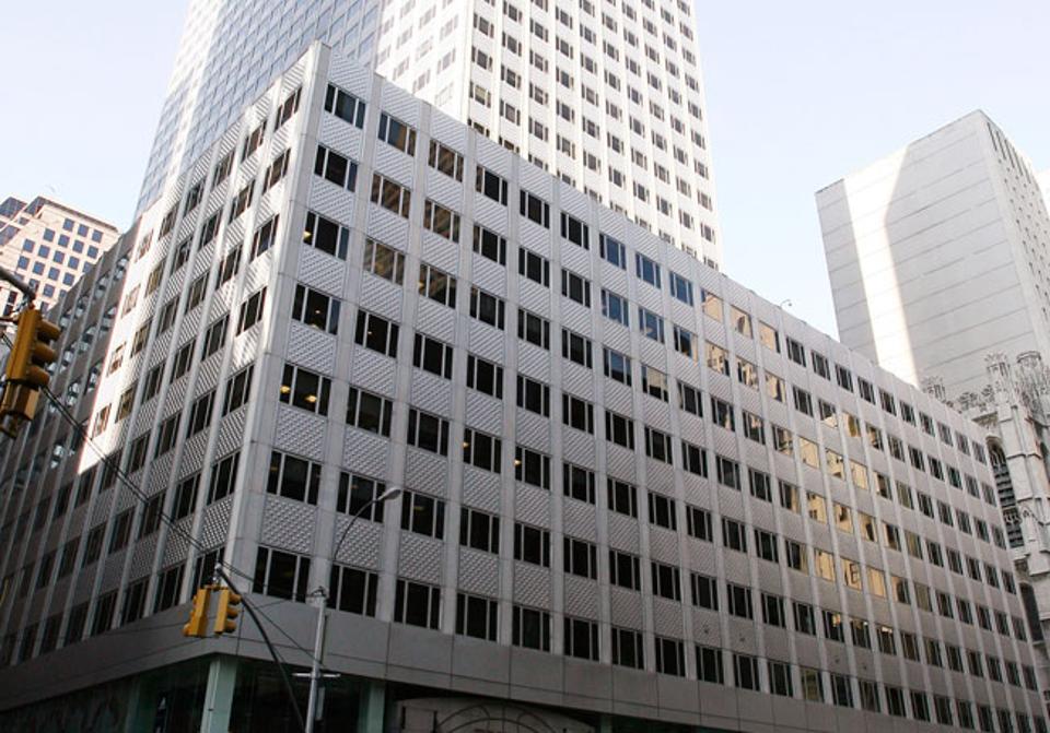 La multimillonaria fortuna de la familia del yerno de Trump - 0221_kushner-666-fifth-avenue_650x455