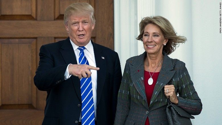 Betsy DeVos es la nueva secretaria de Educación de EE.UU. - 161123131447-betsy-devos-exlarge-169