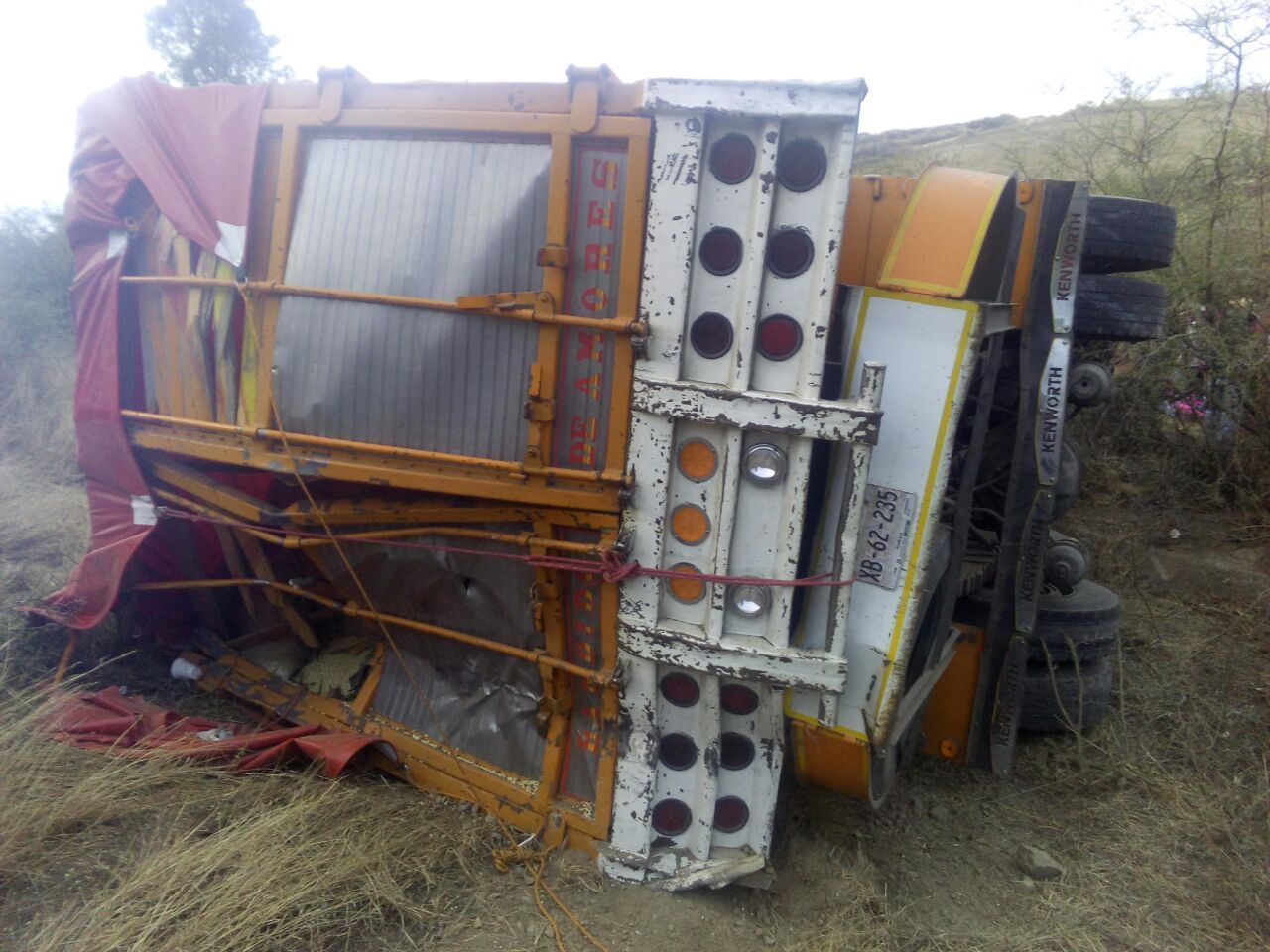 Choque en la carretera Huitzo-Oaxaca deja 22 heridos - 2017-02-21-PHOTO-00002472
