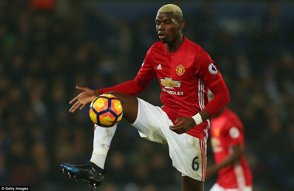 Paul Pogba se mudará a la antigua casa de “Chicharito” - 3CE1D37800000578-0-image-a-122_1486391083453
