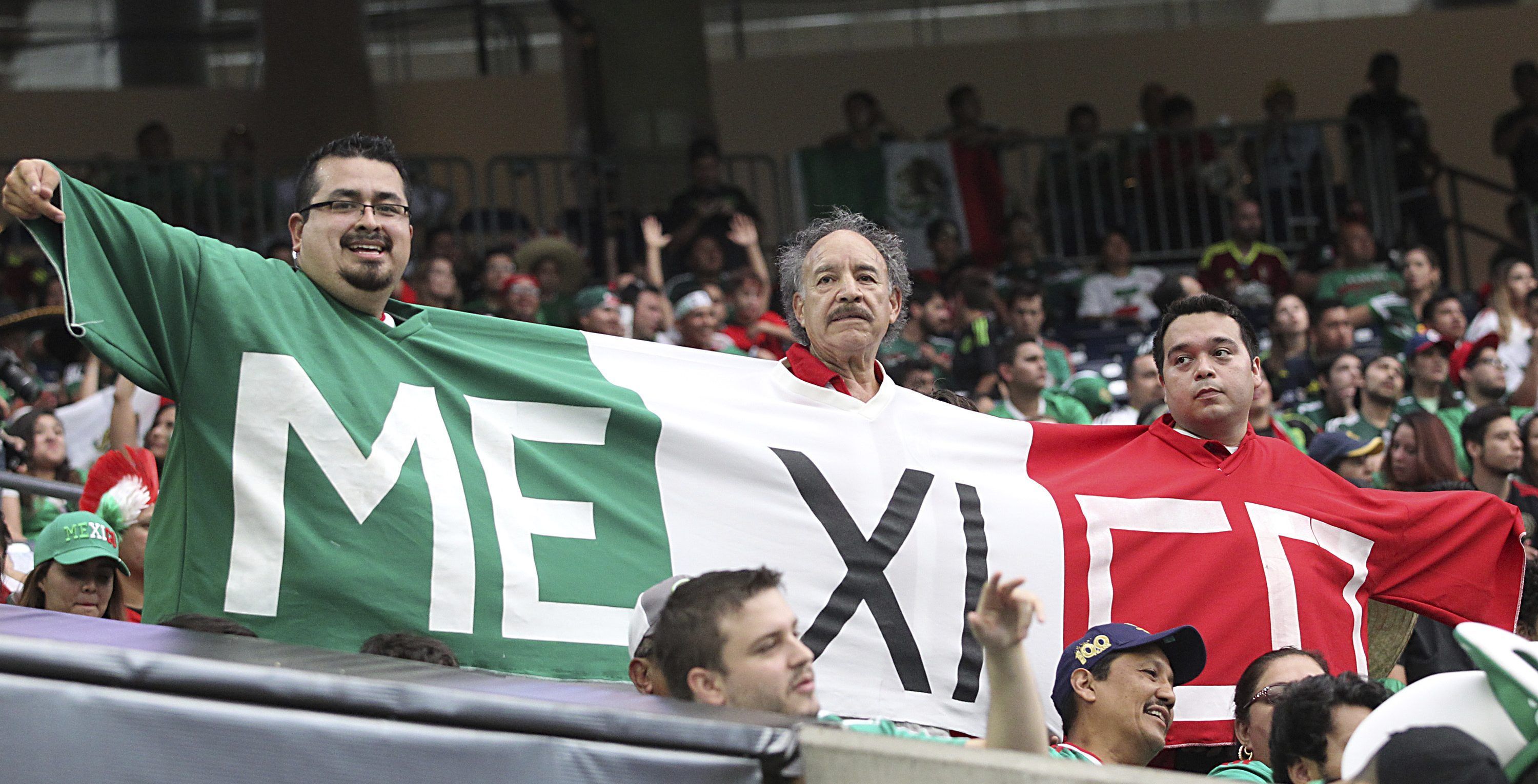 Alrededor de 30 mil mexicanos irán a Houston con motivo del Super Bowl