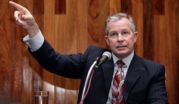 Despiden a funcionario en EE.UU. por criticar a Trump - 700586-600x350