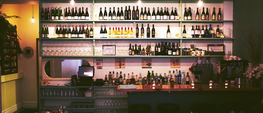 Restaurante de NY apoya a inmigrantes a través de mensaje en tickets