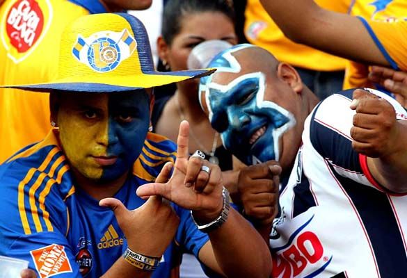 Cinco razones por las que eliges a un equipo de futbol - Aficionados-Tigres-Rayados