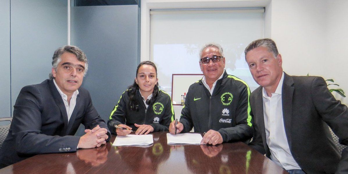 Leonardo Cuéllar director técnico del Club América Femenil