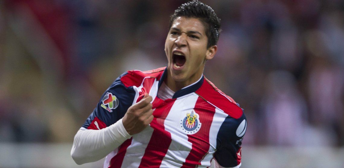 Chivas gana a Atlas 2-1, va por las Águilas