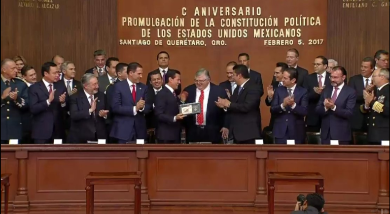 "La Constitución debe ser nuestra brújula y nuestro faro": EPN - Captura-de-pantalla-2017-02-05-a-las-2.06.37-p.m.