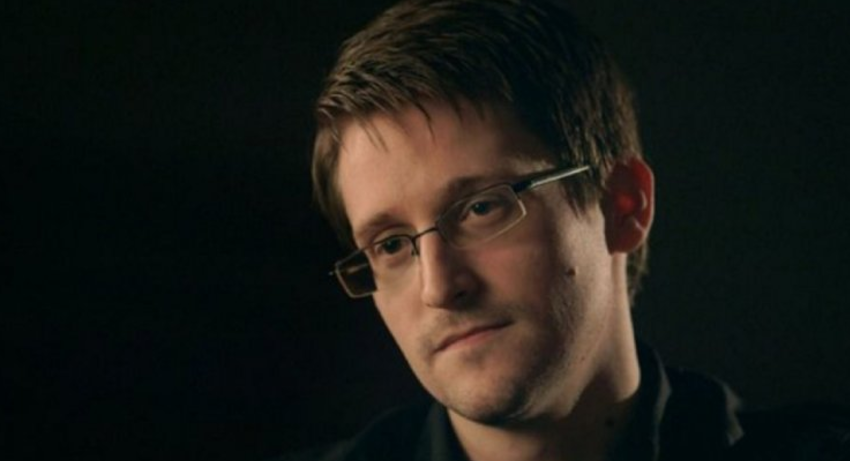 Rusia considera entregar a Edward Snowden a Estados Unidos