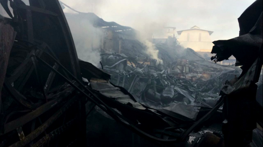 Bomberos logran controlar incendio en Guadalajara