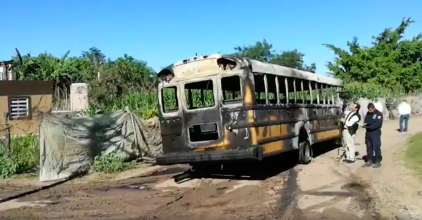 Grupo armado provoca caos en Villa Juárez, Sinaloa - Captura-de-pantalla-2017-02-21-a-las-11.20.43