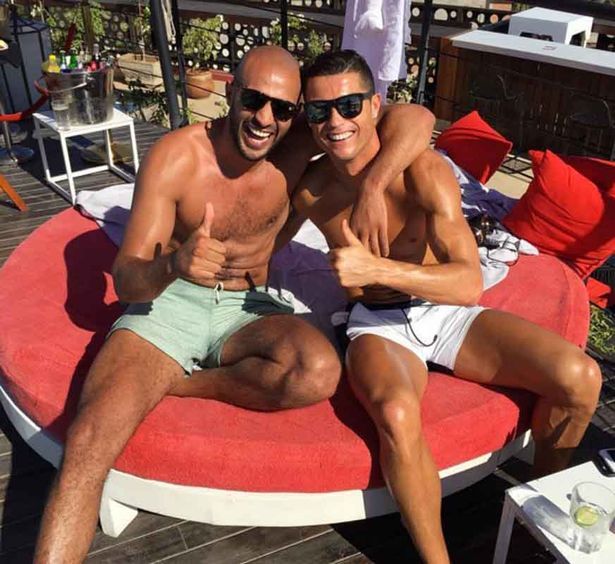 Encarcelan a amigo de Cristiano Ronaldo por asalto agravado - Cristiano-Ronaldo-and-Badr-Hari