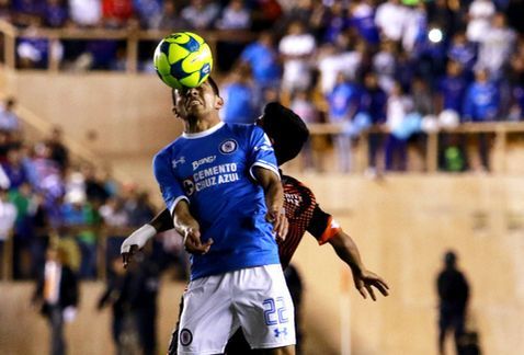 Cruz Azul llega a ocho partidos sin ganar - Cruz-Azul-sigue-ganar_MILIMA20170215_0473_11