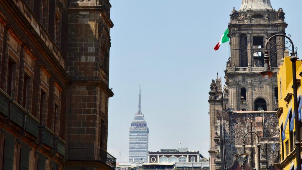 La Torre Latinoamericana estrena su tercer reloj - DSC0267-1024x576