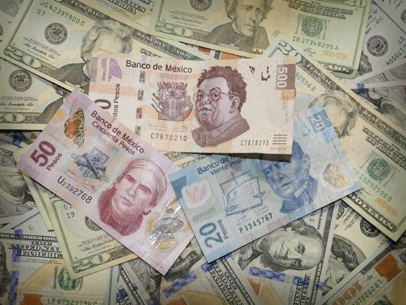 Dólar cierra jornada hasta en 19.41 pesos a la venta