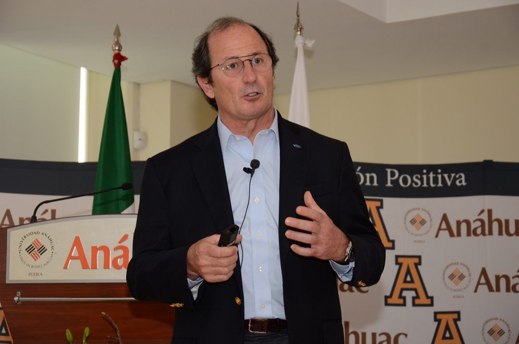 Ford se mantiene en México: director general en México - Gabriel-M.-López-ford-mex-1024x678