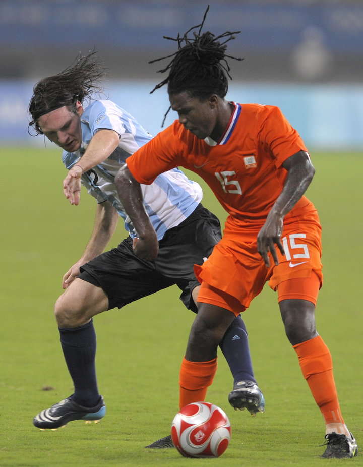 Exfutbolista del Real Madrid cambió las canchas por el rap - HJi5pUoug_720x0