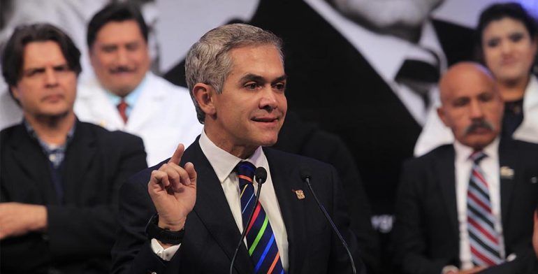 Apoyaremos a Cruz Azul para que consiga nuevo estadio: Mancera - Mancera-bello-770x392