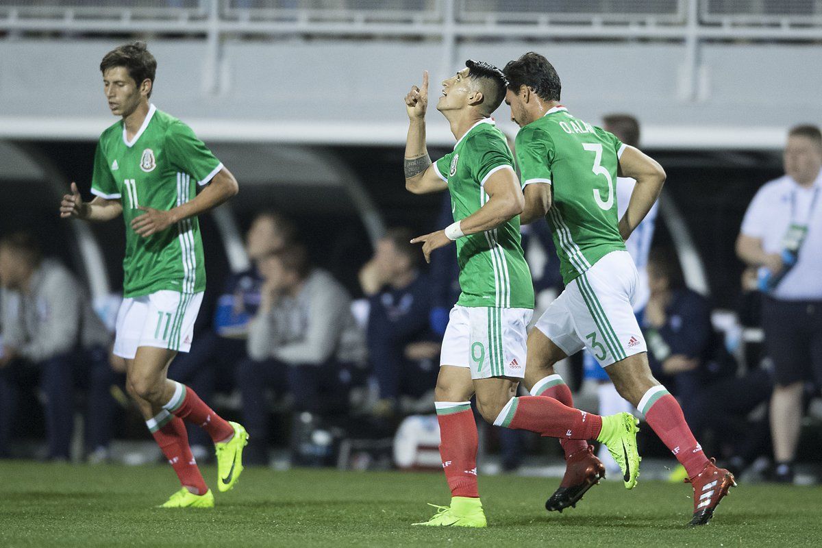 La Selección Mexicana gana sin convencer