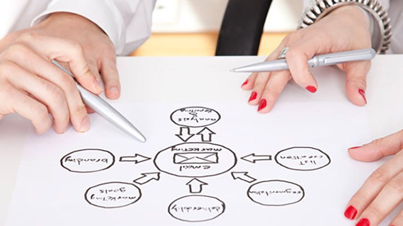 Desaprovechan vendedores las redes sociales