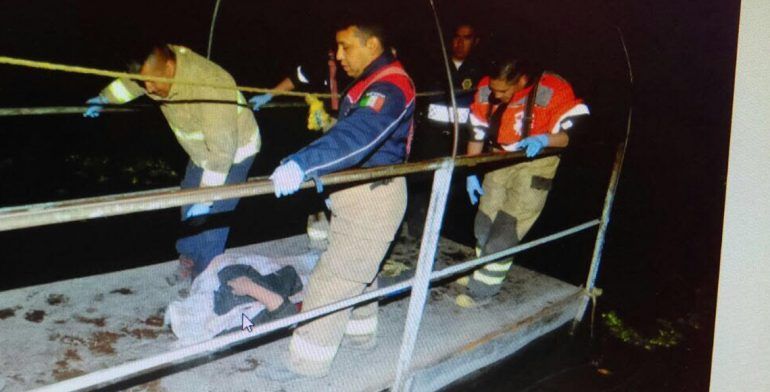 Muere hombre ahogado en canal de Xochimilco Muere hombre ahogado en canal de Xochimilco