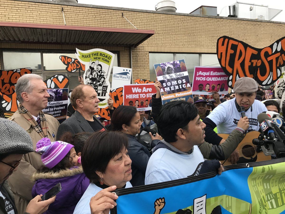 Arrestan a cinco en Nueva Jersey durante mitin contra deportaciones - america