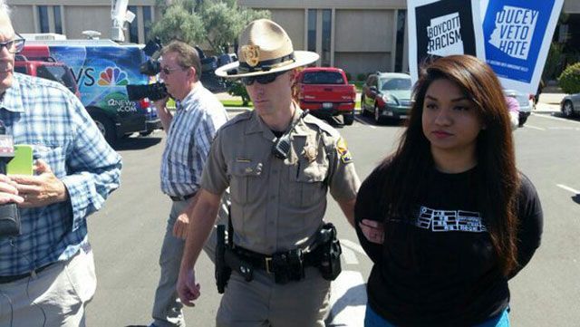 Arrestan a cinco en Nueva Jersey durante mitin contra deportaciones - archiv