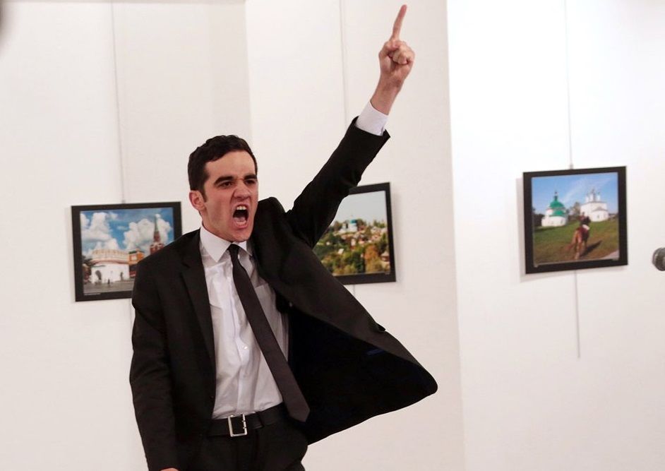 Foto de asesino de embajador ruso en Turquía gana World Press Photo