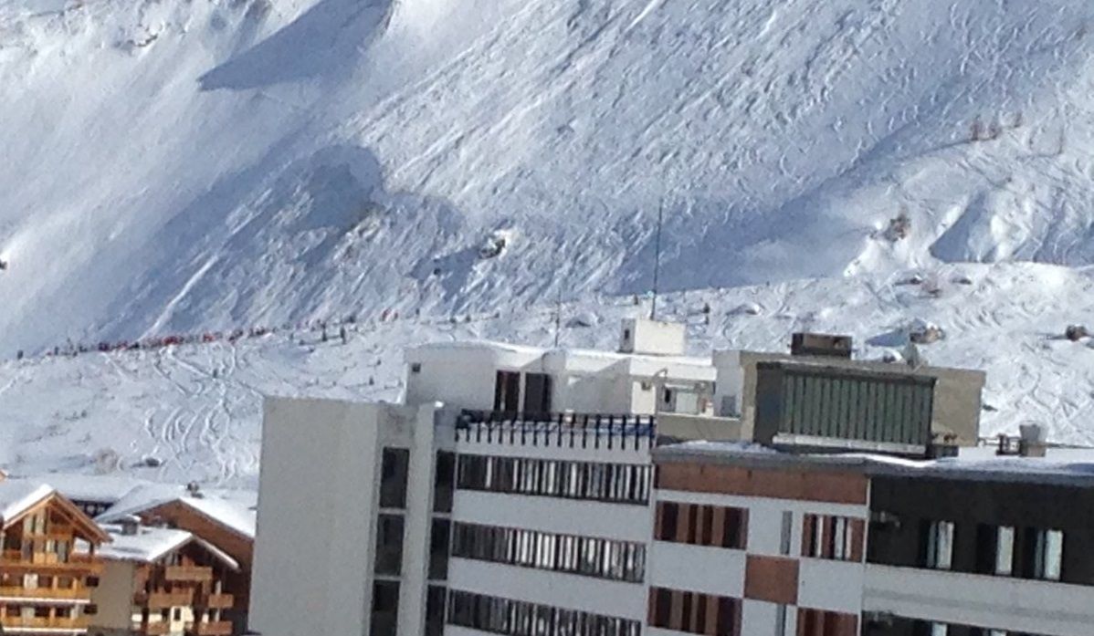 Avalancha deja al menos cuatro muertos en los Alpes franceses