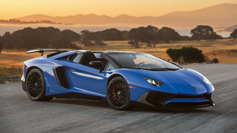 Lamborghini llama a revisión a los modelos Aventador por riesgo de incendio