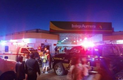 Tiroteo en plaza comercial deja dos muertos en Guadalajara