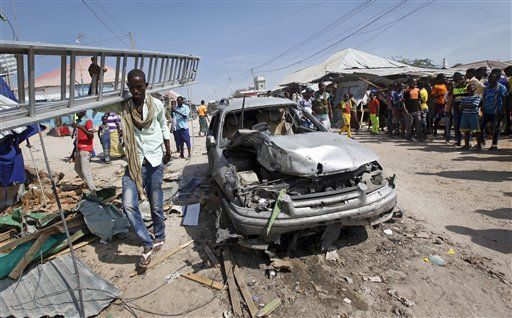 Mueren 34 personas por coche bomba en Somalia - car-bomb-somalia-3