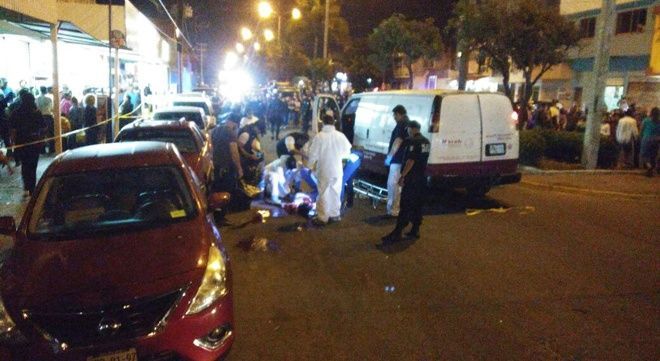 Riña en Carnaval de Mazatlán deja un muerto