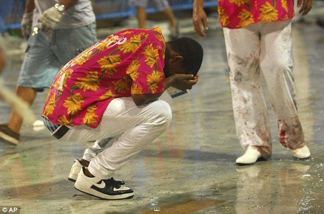 Accidente en el Carnaval de Río deja 20 heridos - carnival-rio-3