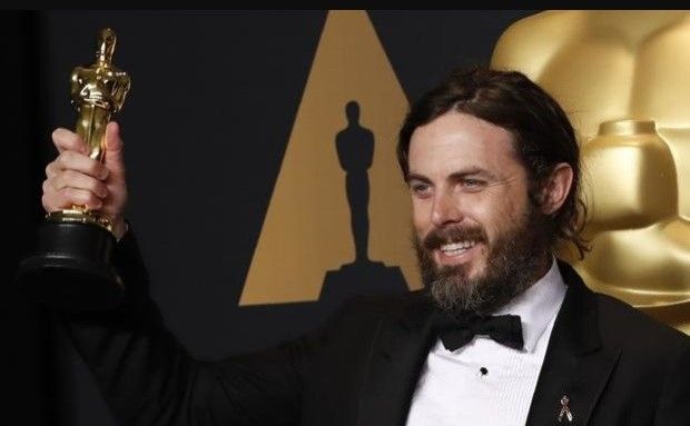 Casey Affleck gana el Óscar a Mejor actor a pesar de acusaciones de acoso sexual