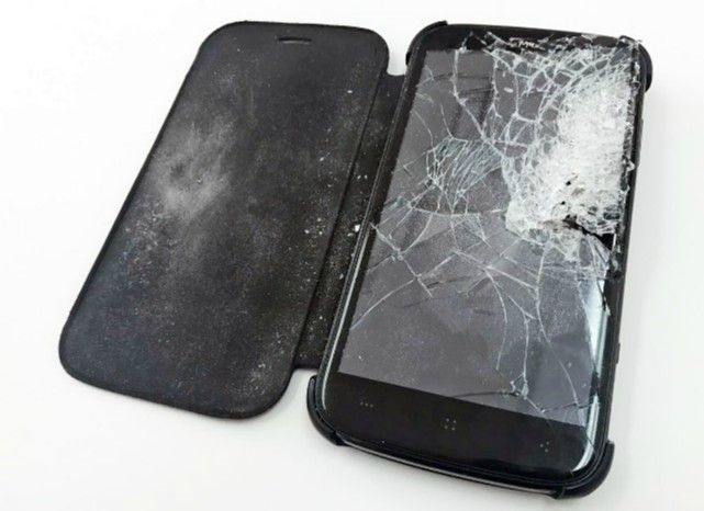 Celular salva vida de policía de Nezahualcóyotl