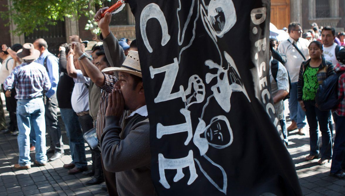 CNTE toma oficinas de SAT en Oaxaca