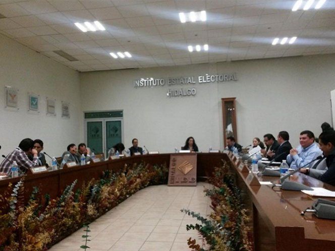 Consejeros de Hidalgo gastan más de 6 mdp en camionetas de lujo - consejeros-de-hidalgo