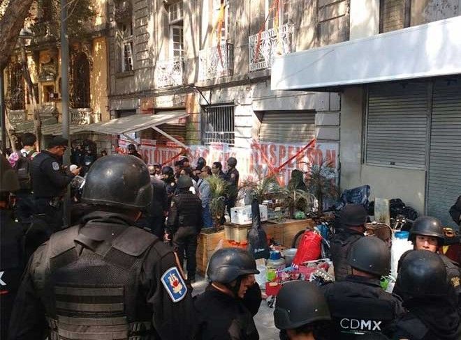 Desalojan edificio en la colonia Roma por riesgo de desplomarse - desalojo-II