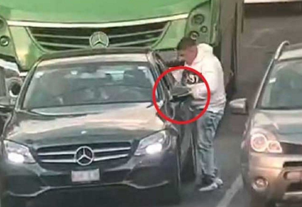 Joven de 19 años asaltaba automovilistas con pistola de juguete