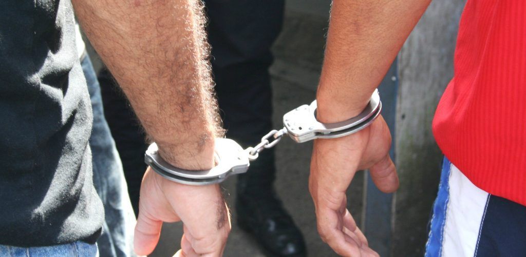 Detienen a cuatro con armas y un vehículo robado en Guerrero - detenidos-2-e1487266019945-1024x501