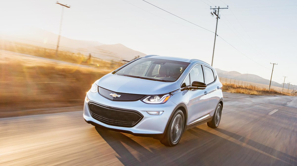 General Motors anuncia llegada de auto eléctrico a México