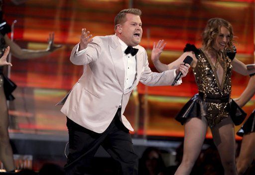 Adele se lleva la noche en los Grammy - grammy-4