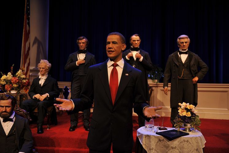 Piden que figura de Trump en Disney no hable - hall-of-presidents